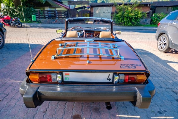 Белорус привёз из Германии редкий Triumph Spitfire 1979 г. в. Сколько стоила машина?
