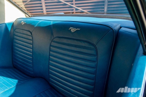 «Сам не знал, какое сокровище нашел». Как 60-летний Mustang 1/2 оказался в Беларуси «Сам не знал, какое сокровище нашел». Как 60-летний Mustang 1/2 оказался в Беларуси