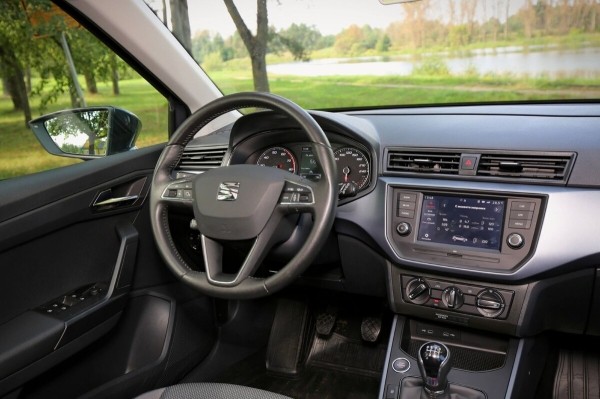 «Обошёлся дешевле €11 тысяч». Белорус честно поделился затратами на покупку Seat Arona 1.0 TGI из ЕС «Обошёлся дешевле €11 тысяч». Белорус честно поделился затратами на покупку Seat Arona 1.0 TGI из ЕС