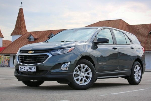 Машина — по низу рынка. И не берут... Почему так сложно продать свежий Chevrolet Equinox из Америки? Машина — по низу рынка. И не берут... Почему так сложно продать свежий Chevrolet Equinox из Америки?