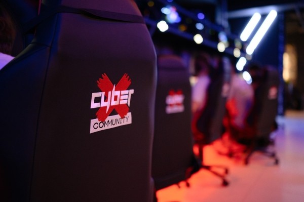 НОВОСТЬ для геймеров: в Бресте открылся крутой компьютерный клуб «CyberX»! Фотоотчёт и цены НОВОСТЬ для геймеров: в Бресте открылся крутой компьютерный клуб «CyberX»! Фотоотчёт и цены