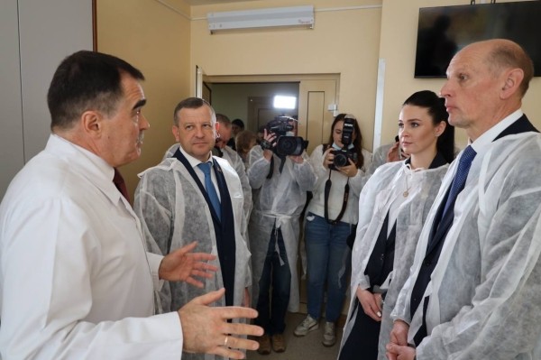 Первая белорусская женщина-космонавт Марина Василевская посещает Брест Первая белорусская женщина-космонавт Марина Василевская посещает Брест