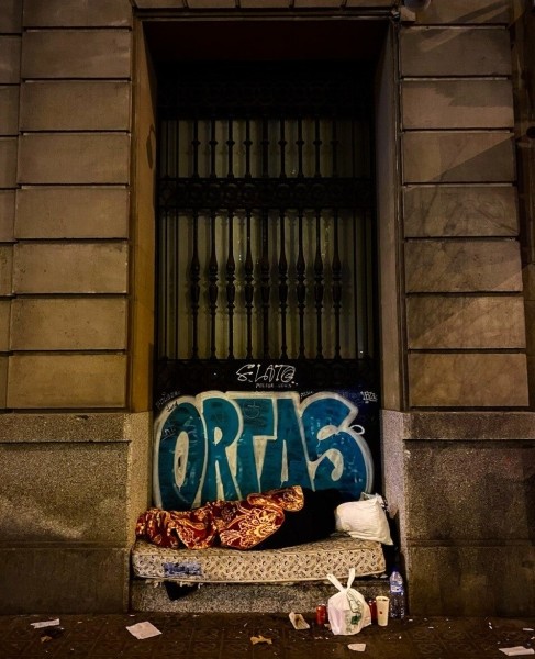 Белорус 10 лет работал водителем в МЧС, а потом стал дальнобойщиком. Вот что он рассказал Белорус 10 лет работал водителем в МЧС, а потом стал дальнобойщиком. Вот что он рассказал