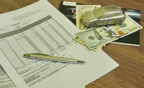 Белорус уговорил владельца Audi Q7 на солидную скидку, но купил машину в залоге Белорус уговорил владельца Audi Q7 на солидную скидку, но купил машину в залоге