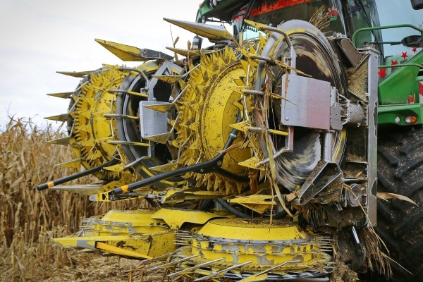 «Днёвка» — 168 рублей! Сколько зарабатывает механизатор на кормоуборочном комбайне John Deere «Днёвка» — 168 рублей! Сколько зарабатывает механизатор на кормоуборочном комбайне John Deere