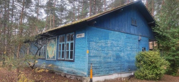 Под Брестом можно купить корпуса бывшего пионерского лагеря Под Брестом можно купить корпуса бывшего пионерского лагеря