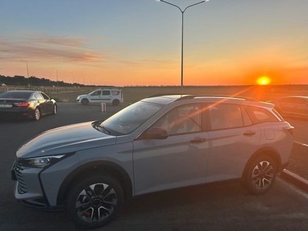 Белорусы рассказали, как дёшево съездили на море на китайском кроссовере Белорусы рассказали, как дёшево съездили на море на китайском кроссовере