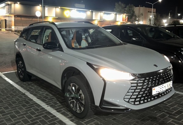 Белорусы рассказали, как дёшево съездили на море на китайском кроссовере Белорусы рассказали, как дёшево съездили на море на китайском кроссовере