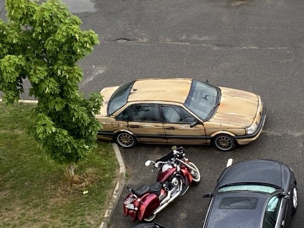 В Беларуси Volkswagen Passat B3 с подарком продают за $14 500 В Беларуси Volkswagen Passat B3 с подарком продают за $14 500