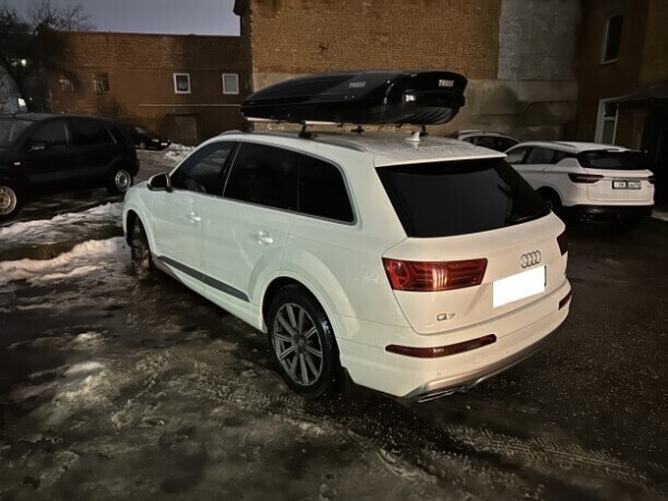 Белорус уговорил владельца Audi Q7 на солидную скидку, но купил машину в залоге Белорус уговорил владельца Audi Q7 на солидную скидку, но купил машину в залоге
