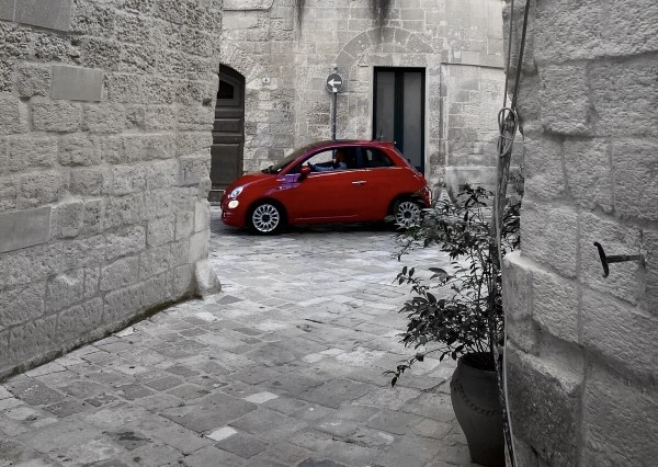 Белорус 10 лет работал водителем в МЧС, а потом стал дальнобойщиком. Вот что он рассказал Белорус 10 лет работал водителем в МЧС, а потом стал дальнобойщиком. Вот что он рассказал