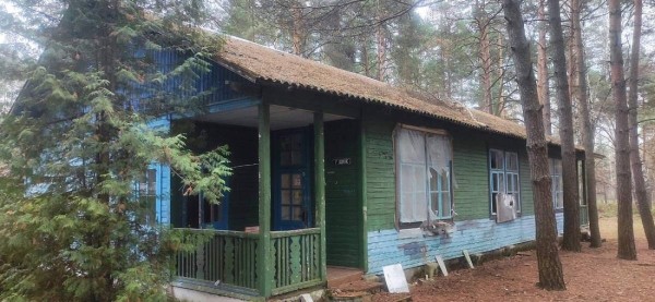 Под Брестом можно купить корпуса бывшего пионерского лагеря Под Брестом можно купить корпуса бывшего пионерского лагеря
