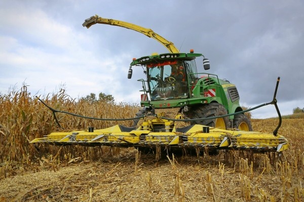 «Днёвка» — 168 рублей! Сколько зарабатывает механизатор на кормоуборочном комбайне John Deere «Днёвка» — 168 рублей! Сколько зарабатывает механизатор на кормоуборочном комбайне John Deere