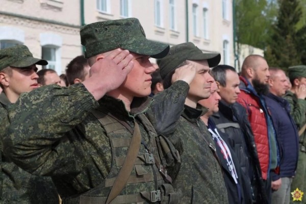 Вольфович рассказал о новой форме призыва военнообязанных Вольфович рассказал о новой форме призыва военнообязанных