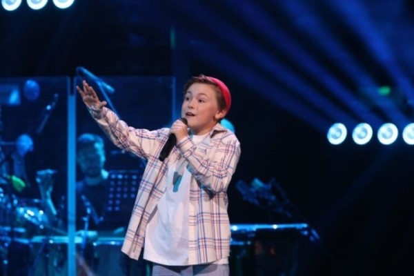 Юный брестчанин спел вместе с Димой Биланом Юный брестчанин спел вместе с Димой Биланом