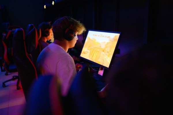 НОВОСТЬ для геймеров: в Бресте открылся крутой компьютерный клуб «CyberX»! Фотоотчёт и цены НОВОСТЬ для геймеров: в Бресте открылся крутой компьютерный клуб «CyberX»! Фотоотчёт и цены