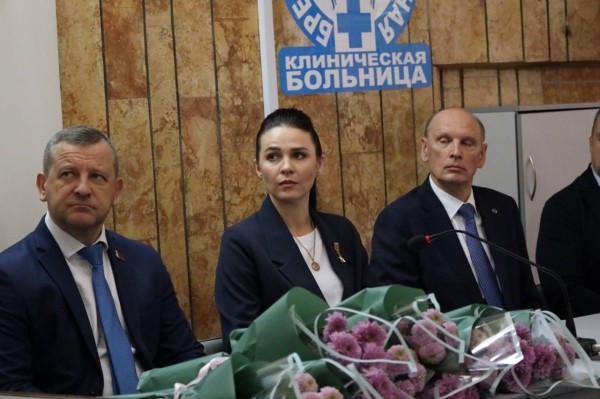 Первая белорусская женщина-космонавт Марина Василевская посещает Брест Первая белорусская женщина-космонавт Марина Василевская посещает Брест