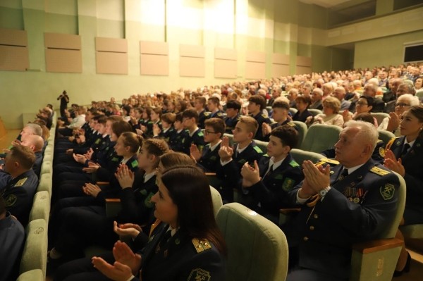 Брестская таможня, крупнейшая в стране, празднует сегодня свое 85-летие Брестская таможня, крупнейшая в стране, празднует сегодня свое 85-летие