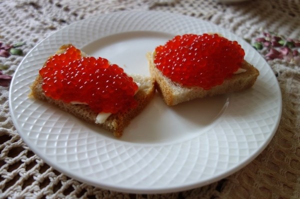 Есть ли польза от искусственной икры? Что говорит врач Есть ли польза от искусственной икры? Что говорит врач