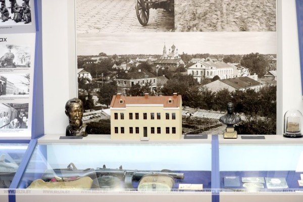 В музее брестской милиции открыли новую интерактивную историческую экспозицию В музее брестской милиции открыли новую интерактивную историческую экспозицию