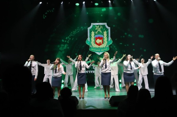 Брестская таможня, крупнейшая в стране, празднует сегодня свое 85-летие Брестская таможня, крупнейшая в стране, празднует сегодня свое 85-летие