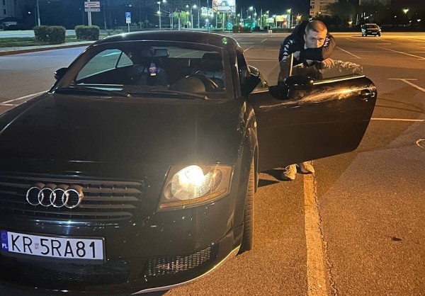 Житель Бреста привёз «непроходное» купе из Польши. Сколько сэкономил? Житель Бреста привёз «непроходное» купе из Польши. Сколько сэкономил?