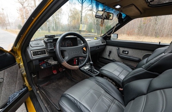 «Золотая во всех смыслах!»: брестчанин делится опытом владения 40-летней Audi Coupe «Золотая во всех смыслах!»: брестчанин делится опытом владения 40-летней Audi Coupe