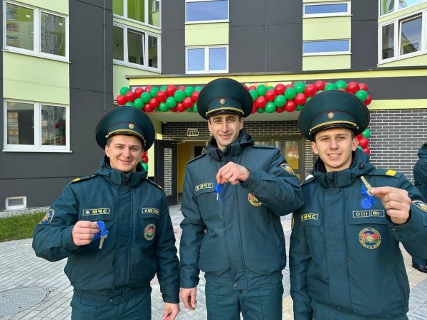 В Бресте 100 спасателей получили ключи от арендного жилья В Бресте 100 спасателей получили ключи от арендного жилья