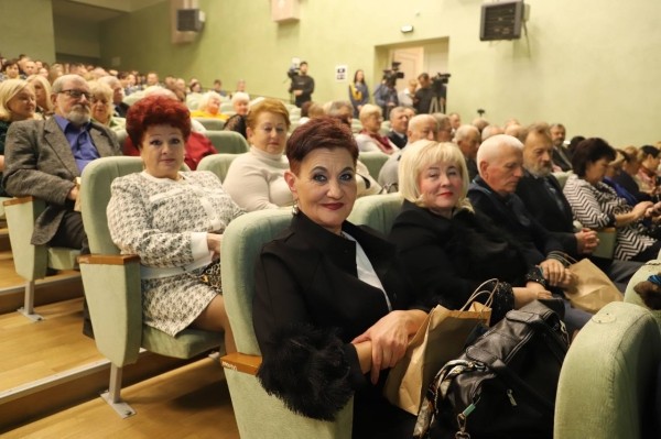 Брестская таможня, крупнейшая в стране, празднует сегодня свое 85-летие Брестская таможня, крупнейшая в стране, празднует сегодня свое 85-летие