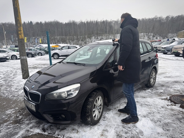 Белорус не может продать свою BMW. Почему?