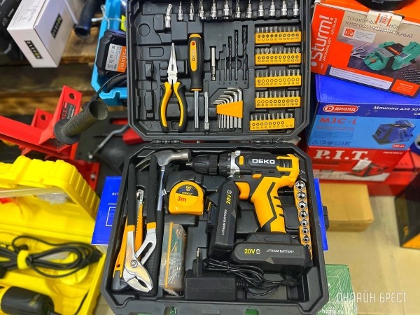 Ваши мужчины будут довольны! В этом строительном магазине Бреста огромный выбор товаров. Сделали для вас фотоэкскурсию Ваши мужчины будут довольны! В этом строительном магазине Бреста огромный выбор товаров. Сделали для вас фотоэкскурсию