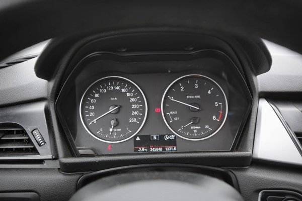 Белорус не может продать свою BMW. Почему?