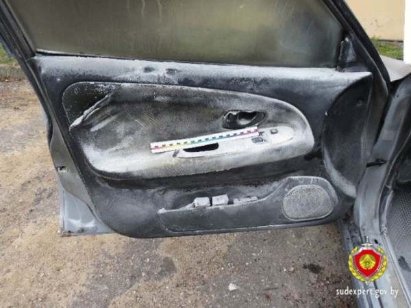 Мужчина поджог автомобиль бывшей Мужчина поджог автомобиль бывшей