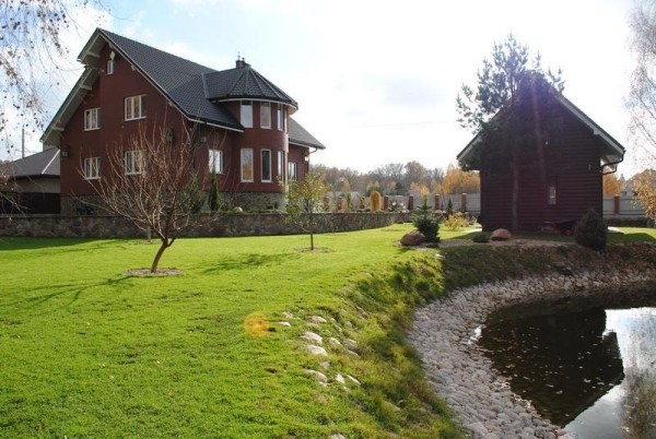 Этот дом возле Бреста стоит более полумиллиона долларов — посмотрите, как он выглядит Этот дом возле Бреста стоит более полумиллиона долларов — посмотрите, как он выглядит