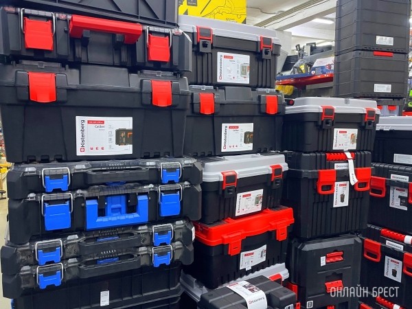 Ваши мужчины будут довольны! В этом строительном магазине Бреста огромный выбор товаров. Сделали для вас фотоэкскурсию Ваши мужчины будут довольны! В этом строительном магазине Бреста огромный выбор товаров. Сделали для вас фотоэкскурсию