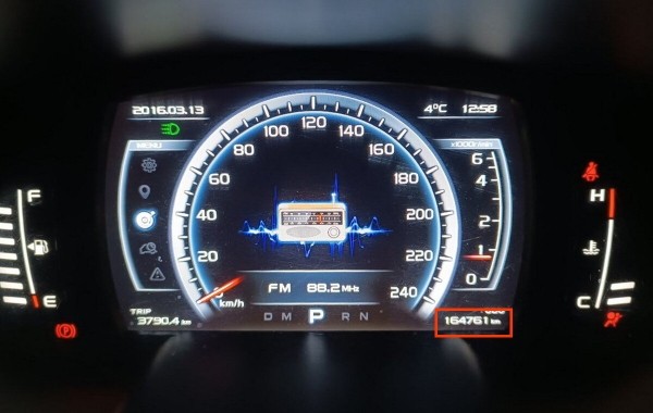 Белорус купил у дилера Geely Atlas с пробегом 156 тыс. км, а на деле оказалось почти 230 тысяч! Как так вышло? Белорус купил у дилера Geely Atlas с пробегом 156 тыс. км, а на деле оказалось почти 230 тысяч! Как так вышло?