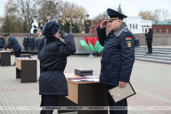 Около 50 молодых прокуроров со всей Беларуси приняли присягу в Брестской крепости Около 50 молодых прокуроров со всей Беларуси приняли присягу в Брестской крепости