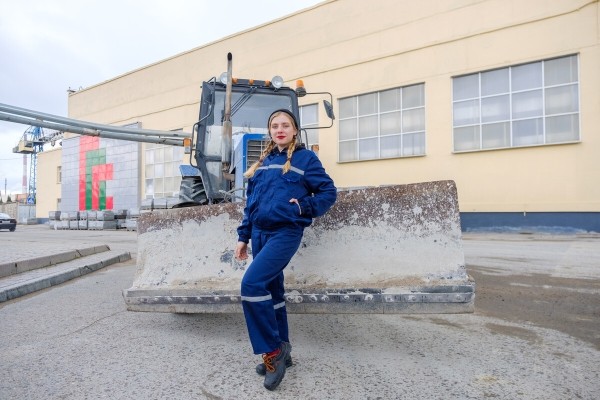 Чем сейчас занимаются белорусские блогеры Пан Усялян, Феликсович и трактористка Наташа? Чем сейчас занимаются белорусские блогеры Пан Усялян, Феликсович и трактористка Наташа?