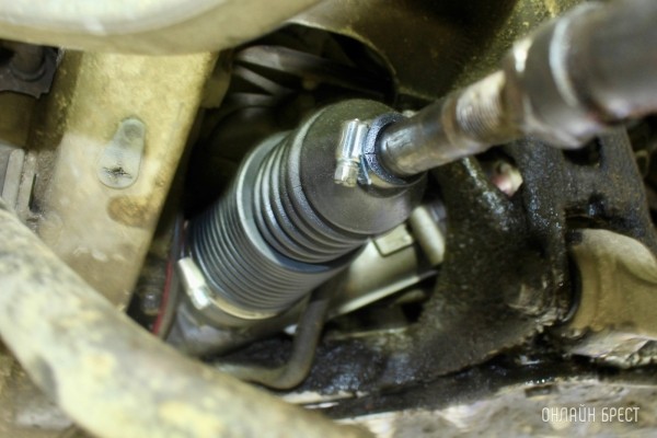 Профессиональный ремонт и восстановление рулевых реек для всех типов транспортных средств в центре Бреста Профессиональный ремонт и восстановление рулевых реек для всех типов транспортных средств в центре Бреста