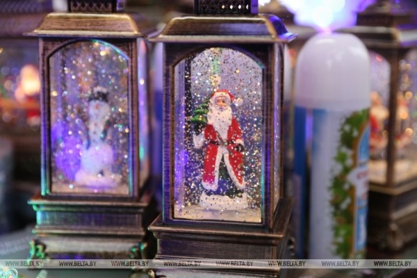 Сходили на предновогодние ярмарки и поговорили с брестчанами Сходили на предновогодние ярмарки и поговорили с брестчанами