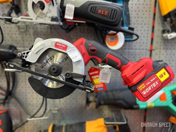 Ваши мужчины будут довольны! В этом строительном магазине Бреста огромный выбор товаров. Сделали для вас фотоэкскурсию Ваши мужчины будут довольны! В этом строительном магазине Бреста огромный выбор товаров. Сделали для вас фотоэкскурсию