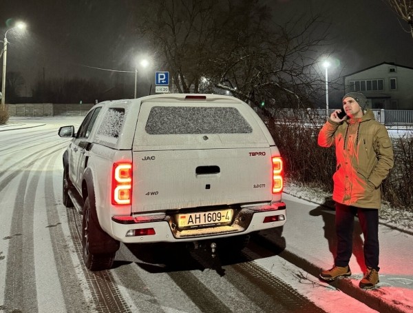 Чем сейчас занимаются белорусские блогеры Пан Усялян, Феликсович и трактористка Наташа? Чем сейчас занимаются белорусские блогеры Пан Усялян, Феликсович и трактористка Наташа?