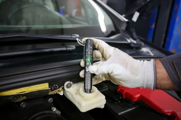 «Выиграл на аукционе за 2 620 евро». Белорус пригнал «непроходной» Peugeot 308 SW с небольшим пробегом «Выиграл на аукционе за 2 620 евро». Белорус пригнал «непроходной» Peugeot 308 SW с небольшим пробегом