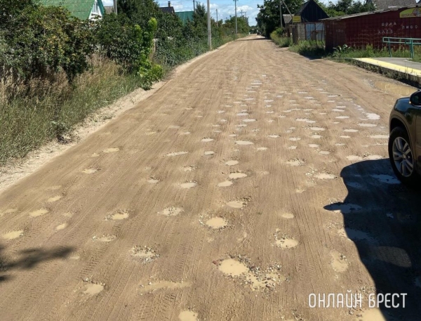 Какие дороги будут ремонтировать в Беларуси в 2025 году и сколько денег на это выделили? Какие дороги будут ремонтировать в Беларуси в 2025 году и сколько денег на это выделили?