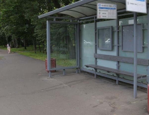 В Барановичах водитель автобуса наехал на ногу мужчине на остановке — стало известно, как наказали водителя В Барановичах водитель автобуса наехал на ногу мужчине на остановке — стало известно, как наказали водителя