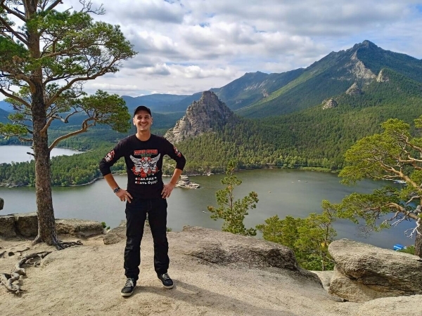 О том, как преодолеть за день 1 200 км и отделаться лёгким испугом после падения на мотоцикле на высокой скорости. Рассказ белоруса О том, как преодолеть за день 1 200 км и отделаться лёгким испугом после падения на мотоцикле на высокой скорости. Рассказ белоруса