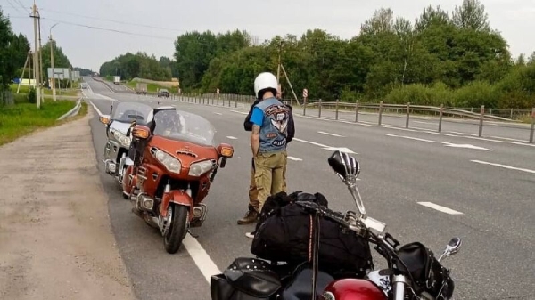 О том, как преодолеть за день 1 200 км и отделаться лёгким испугом после падения на мотоцикле на высокой скорости. Рассказ белоруса О том, как преодолеть за день 1 200 км и отделаться лёгким испугом после падения на мотоцикле на высокой скорости. Рассказ белоруса