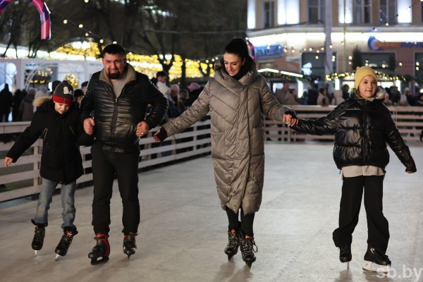 Вечер в новогоднем Бресте — фоторепортаж Вечер в новогоднем Бресте — фоторепортаж