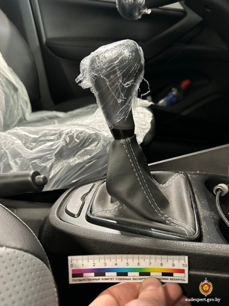 Владелец нового авто подал в суд на автосалон из-за дефекта. Что в итоге? Владелец нового авто подал в суд на автосалон из-за дефекта. Что в итоге?