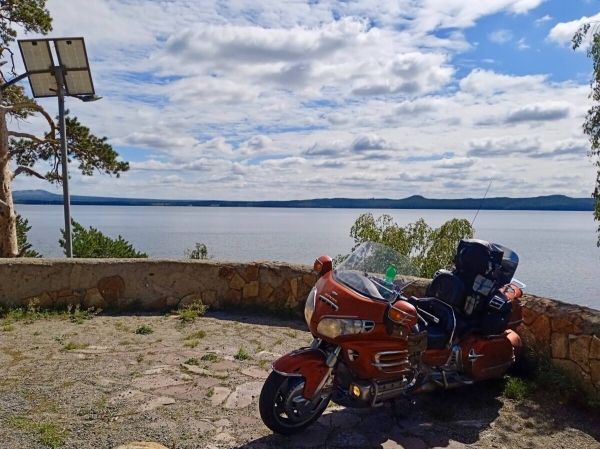 О том, как преодолеть за день 1 200 км и отделаться лёгким испугом после падения на мотоцикле на высокой скорости. Рассказ белоруса О том, как преодолеть за день 1 200 км и отделаться лёгким испугом после падения на мотоцикле на высокой скорости. Рассказ белоруса